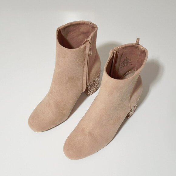 NWOT Old Navy blush block glitter heeled faux suede booties, 6 - Picture 3 of 10